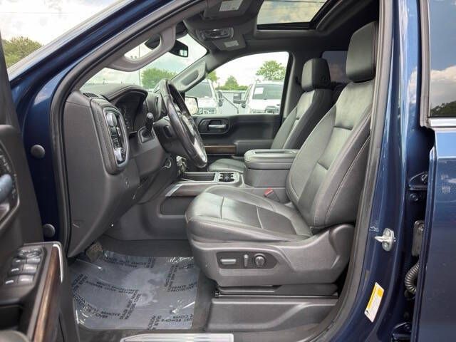Photo 19 of this GMC SIERRA LIMITED