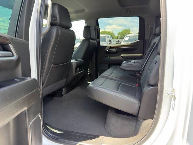 Photo 9 of this CHEVROLET SILVERADO 1500