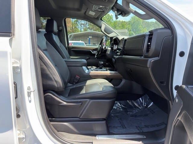 Photo 10 of this CHEVROLET SILVERADO 1500