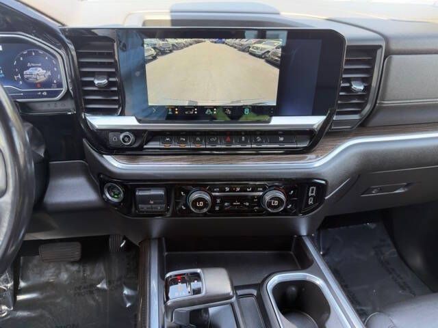 Photo 16 of this CHEVROLET SILVERADO 1500