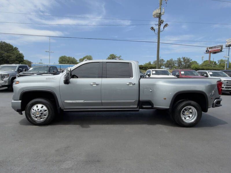 Photo 3 of this CHEVROLET SILVERADO 3500