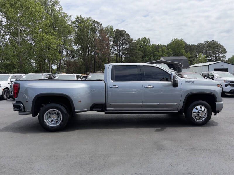 Photo 4 of this CHEVROLET SILVERADO 3500
