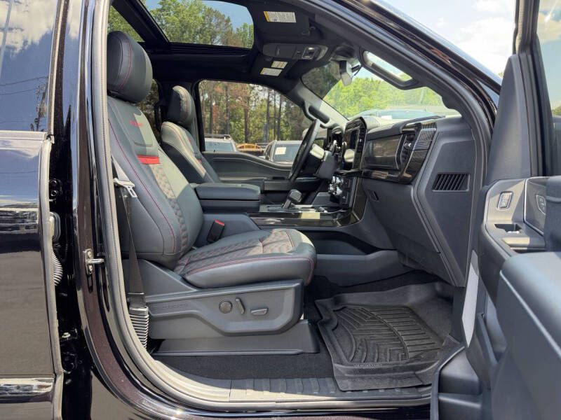 Photo 11 of this FORD F150 SHELBY