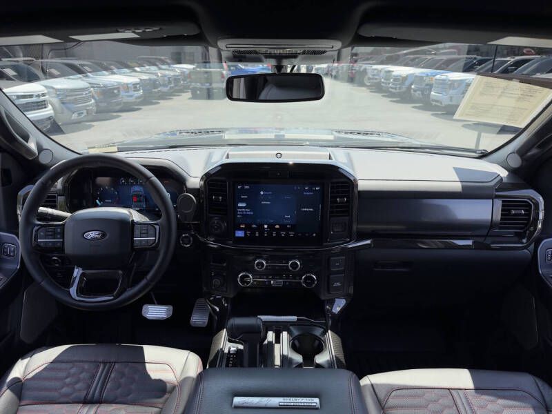 Photo 14 of this FORD F150 SHELBY