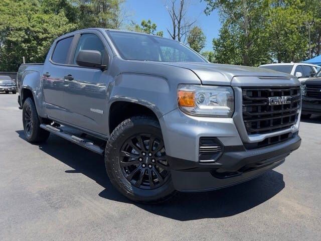 Photo 3 of this GMC CANYON
