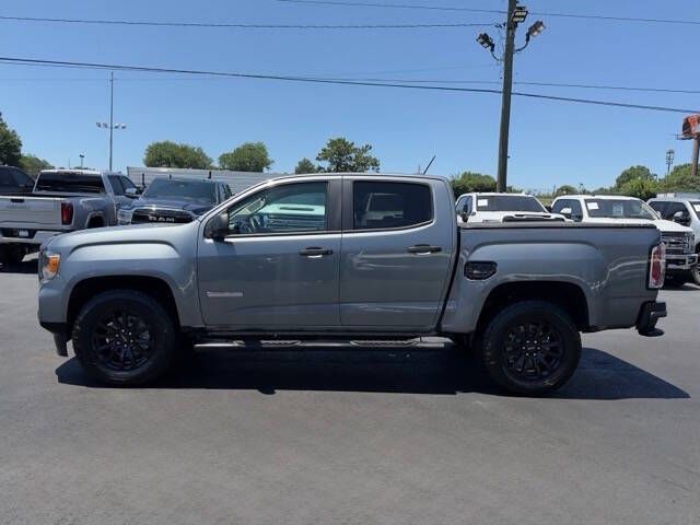 Photo 4 of this GMC CANYON