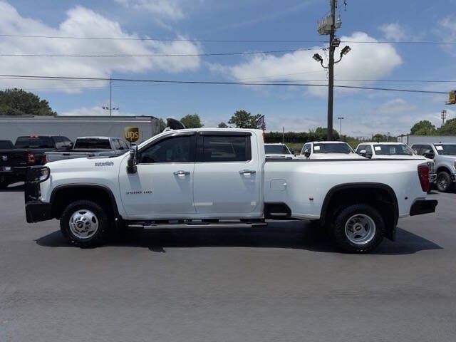Photo 4 of this CHEVROLET SILVERADO 3500