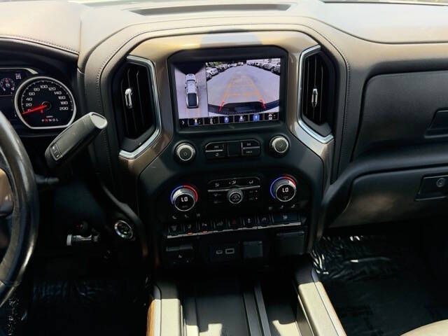 Photo 13 of this CHEVROLET SILVERADO 3500