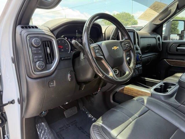 Photo 15 of this CHEVROLET SILVERADO 3500