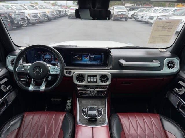 Photo 13 of this MERCEDES-BENZ G-CLASS