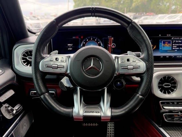 Photo 14 of this MERCEDES-BENZ G-CLASS