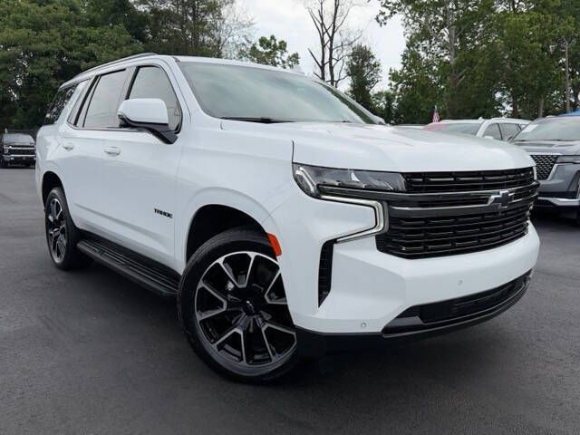Photo 3 of this CHEVROLET TAHOE