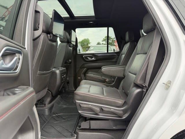 Photo 10 of this CHEVROLET TAHOE