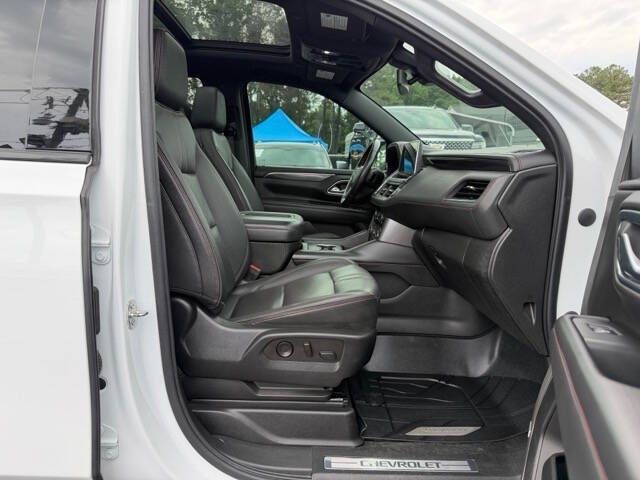 Photo 12 of this CHEVROLET TAHOE