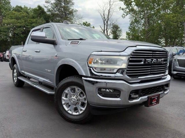 Photo 3 of this RAM 2500 LARAMIE