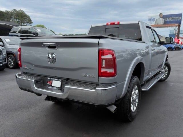 Photo 8 of this RAM 2500 LARAMIE
