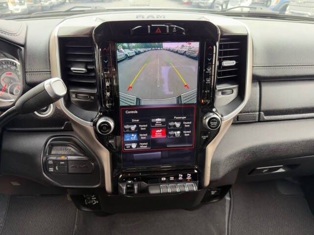 Photo 18 of this RAM 2500 LARAMIE