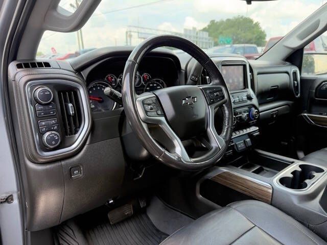 Photo 13 of this CHEVROLET SILVERADO 1500