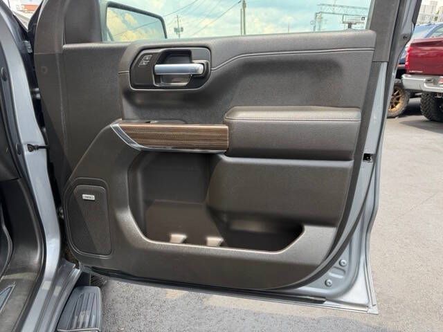 Photo 20 of this CHEVROLET SILVERADO 1500
