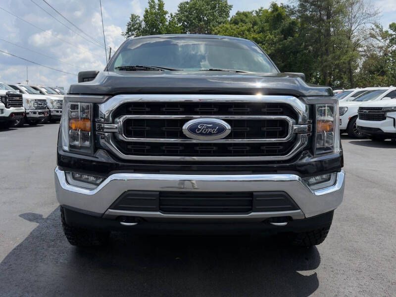 Photo 2 of this FORD F150 XLT