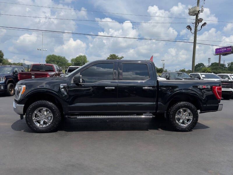 Photo 4 of this FORD F150 XLT