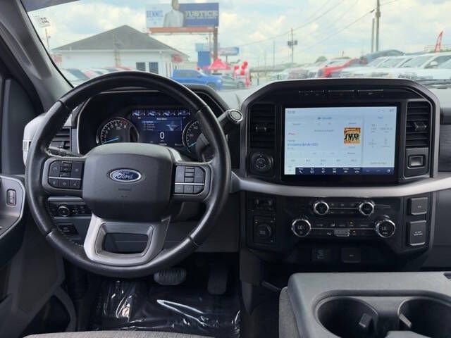 Photo 15 of this FORD F150 XLT