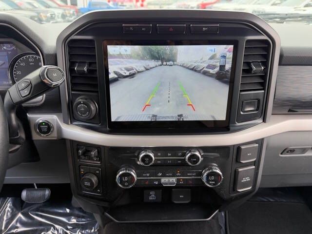 Photo 19 of this FORD F150 XLT