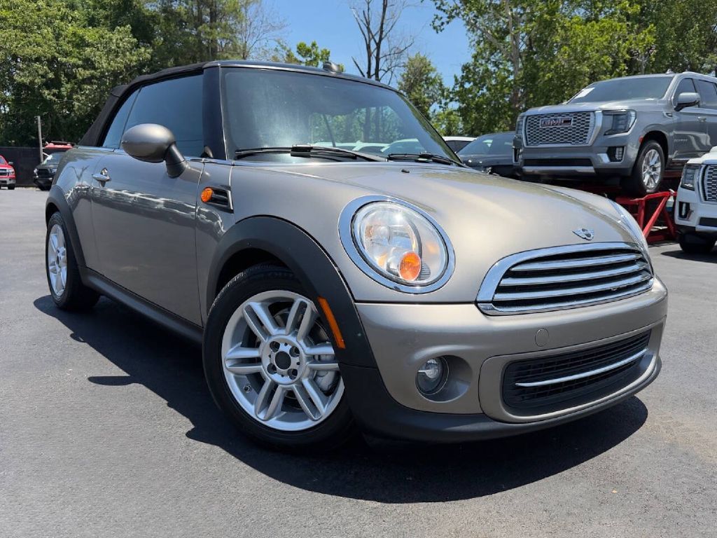 Photo 4 of this MINI COOPER