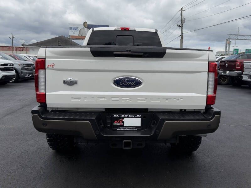 Photo 8 of this FORD F250 KING RANCK