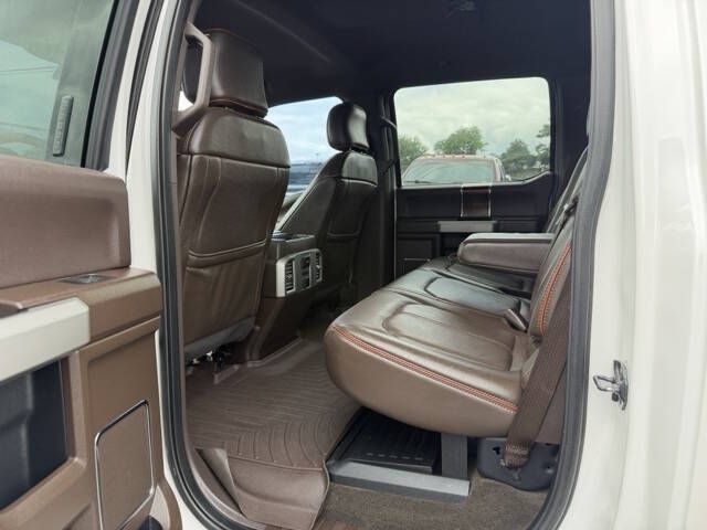 Photo 11 of this FORD F250 KING RANCK