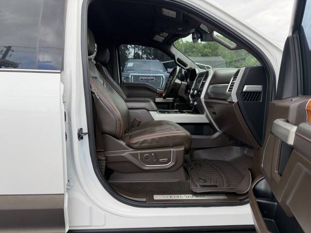 Photo 12 of this FORD F250 KING RANCK