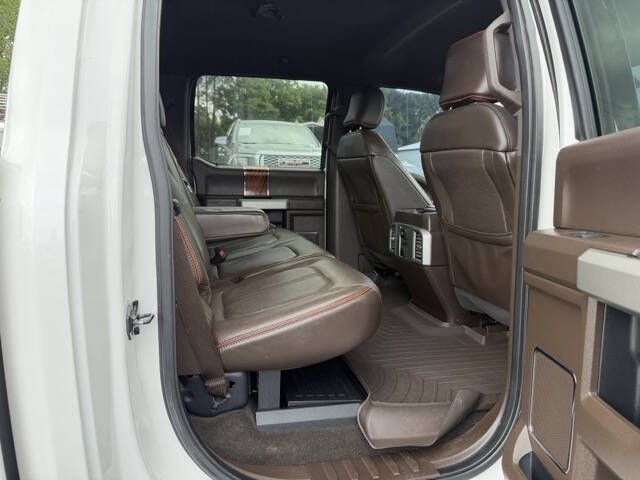 Photo 13 of this FORD F250 KING RANCK
