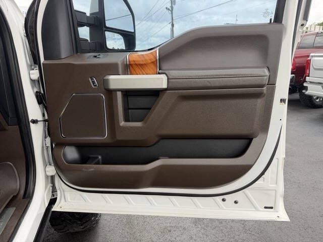 Photo 20 of this FORD F250 KING RANCK