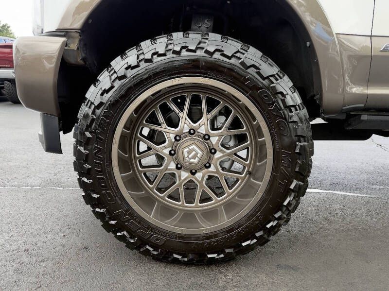 Photo 23 of this FORD F250 KING RANCK