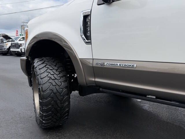 Photo 24 of this FORD F250 KING RANCK