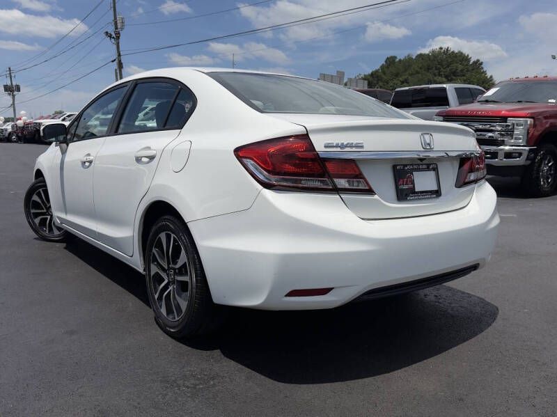 Photo 5 of this HONDA CIVIC