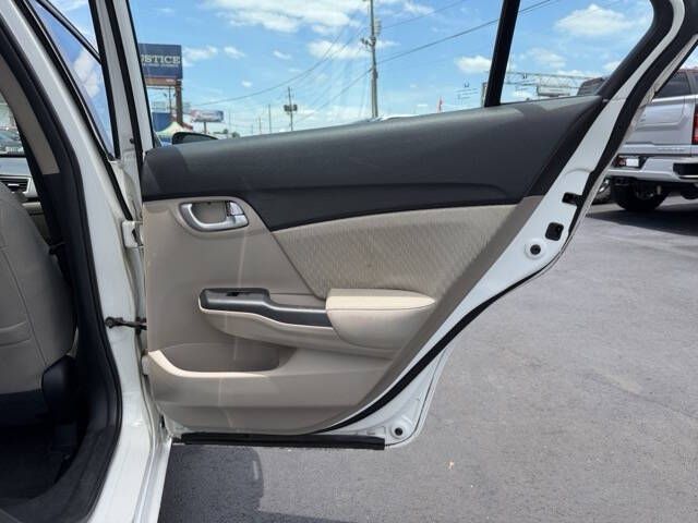 Photo 19 of this HONDA CIVIC