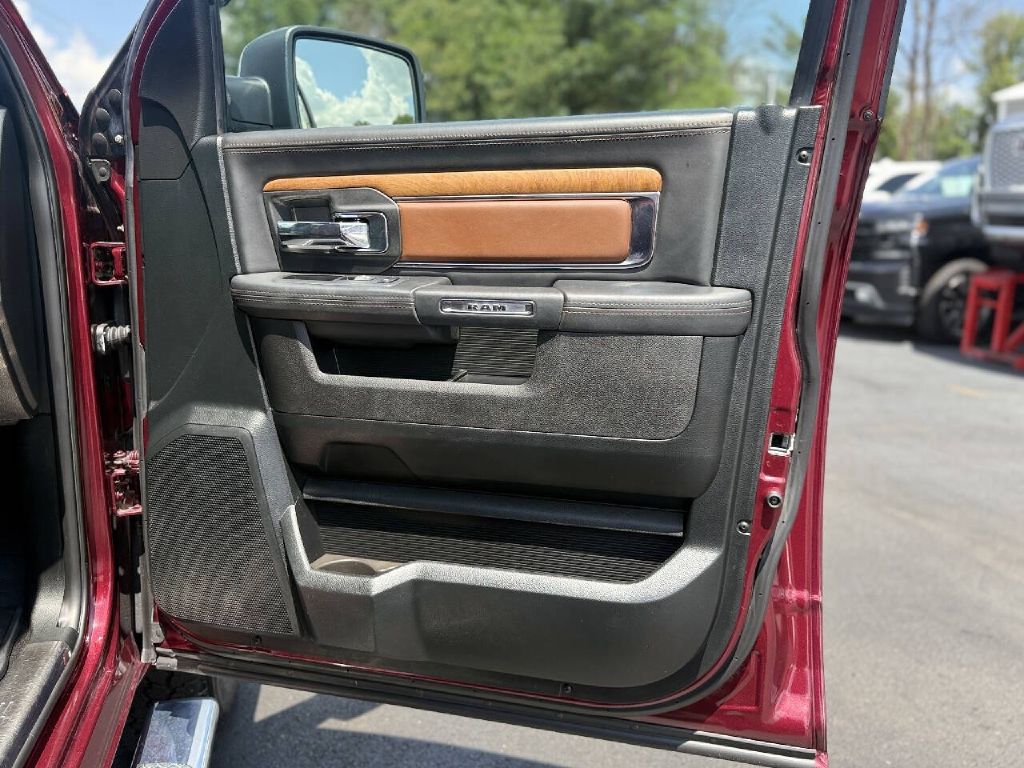 Photo 21 of this RAM 1500 LONGHORN