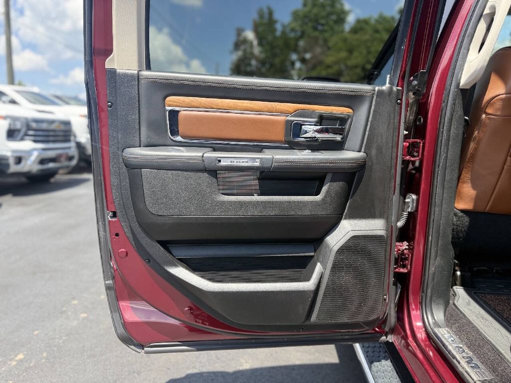 Photo 22 of this RAM 1500 LONGHORN