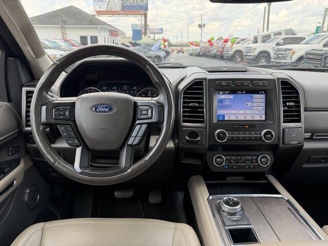 Photo 20 of this FORD EXPEDITION