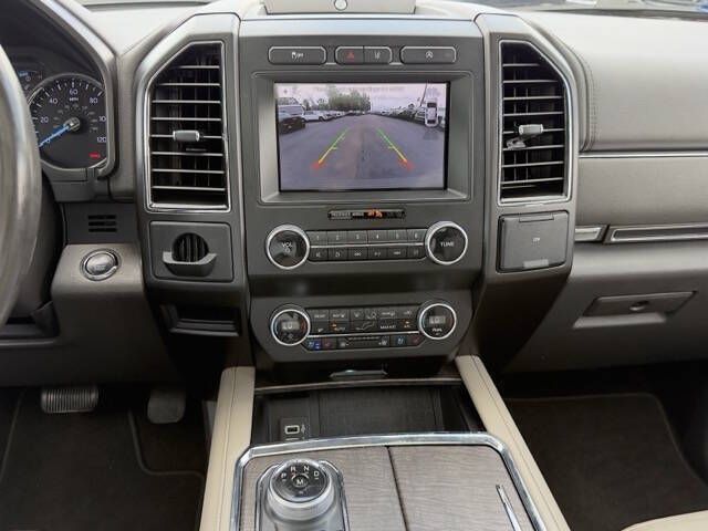 Photo 22 of this FORD EXPEDITION