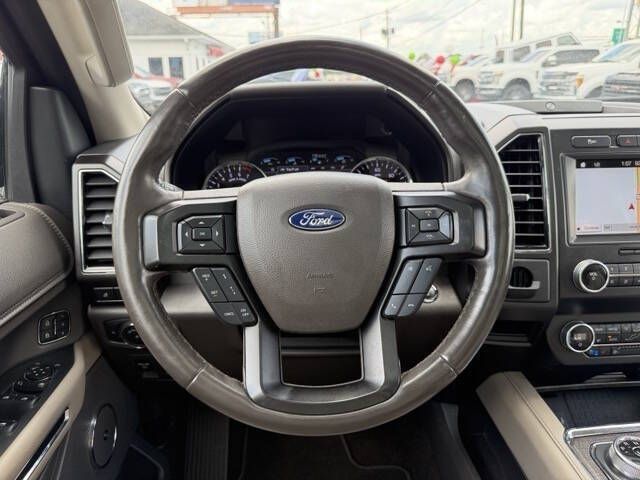 Photo 23 of this FORD EXPEDITION