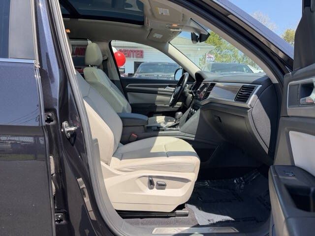 Photo 13 of this VOLKSWAGEN ATLAS