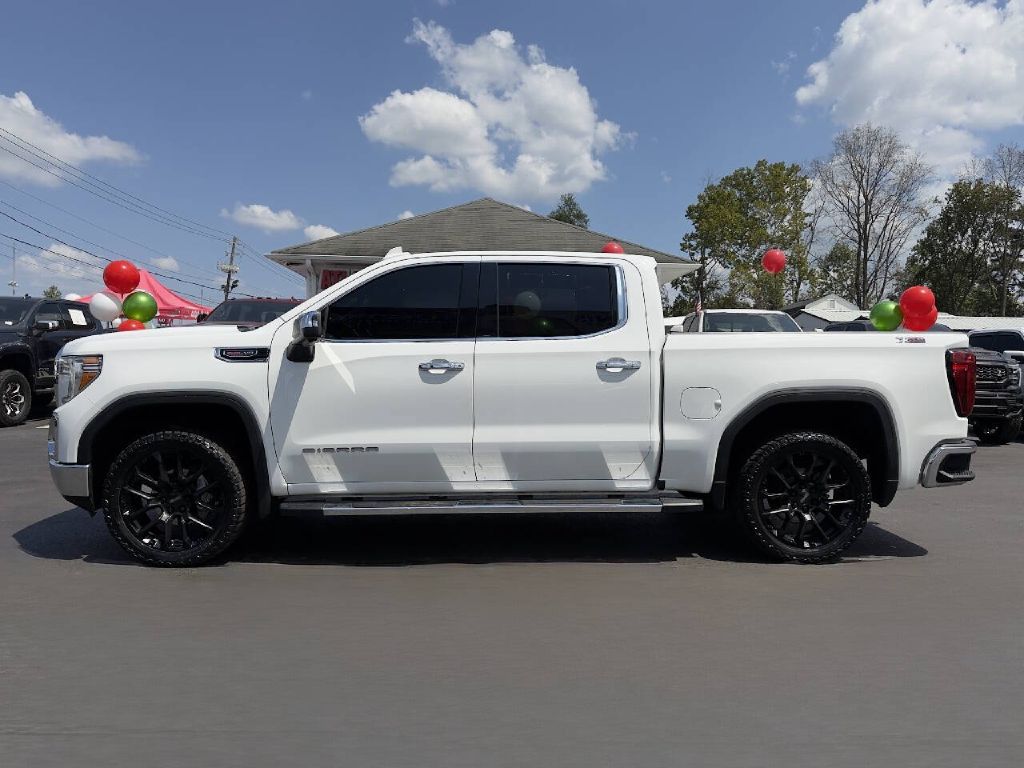 Photo 4 of this GMC SIERRA LIMITED