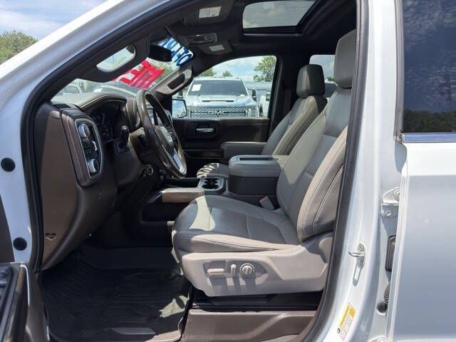 Photo 9 of this GMC SIERRA LIMITED