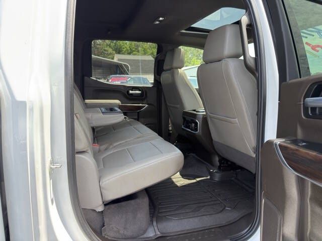 Photo 12 of this GMC SIERRA LIMITED