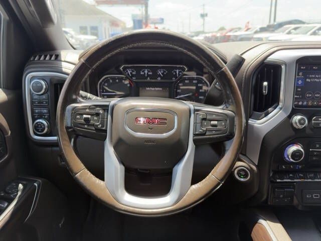 Photo 17 of this GMC SIERRA LIMITED