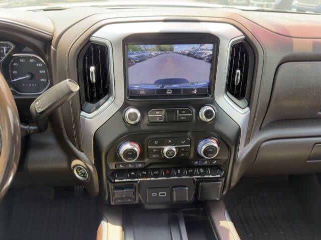 Photo 19 of this GMC SIERRA LIMITED