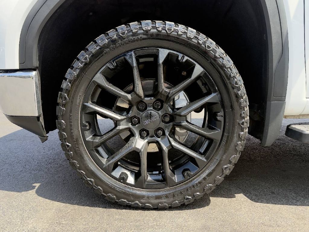 Photo 24 of this GMC SIERRA LIMITED
