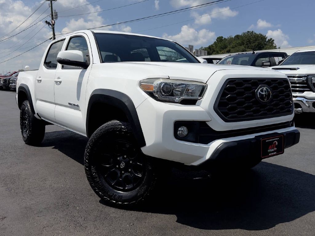 Photo 3 of this TOYOTA TACOMA TRD OFF